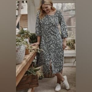 J. Jill Black Evening Garden Dress Size 2X Floral Pattern Button Up Detail